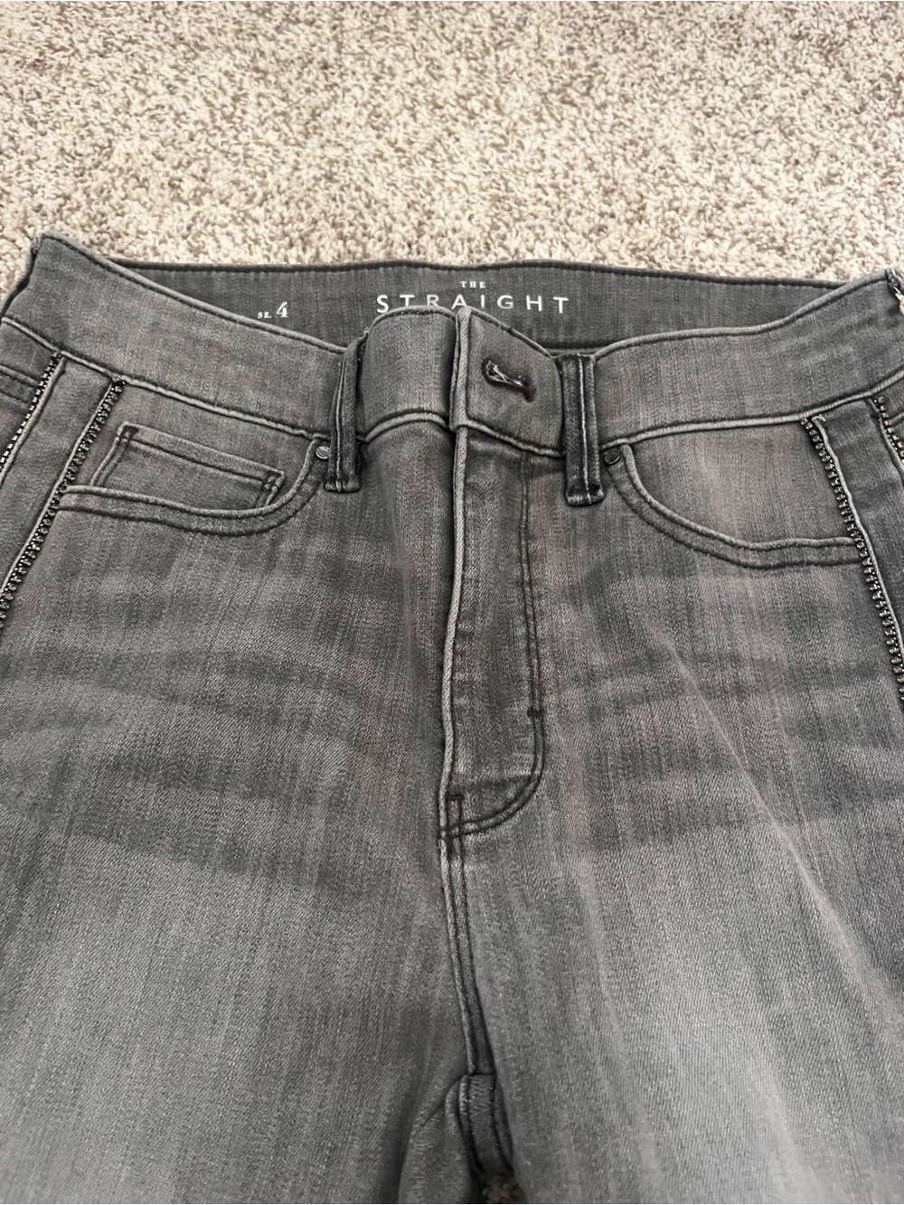 White House Black Market The Straight Gray High Rise Studded Jeans Size 4 - Picture 5 of 10